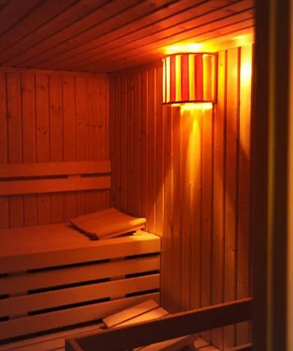 **** Hotel Kronenhotel Stoccarda Germania